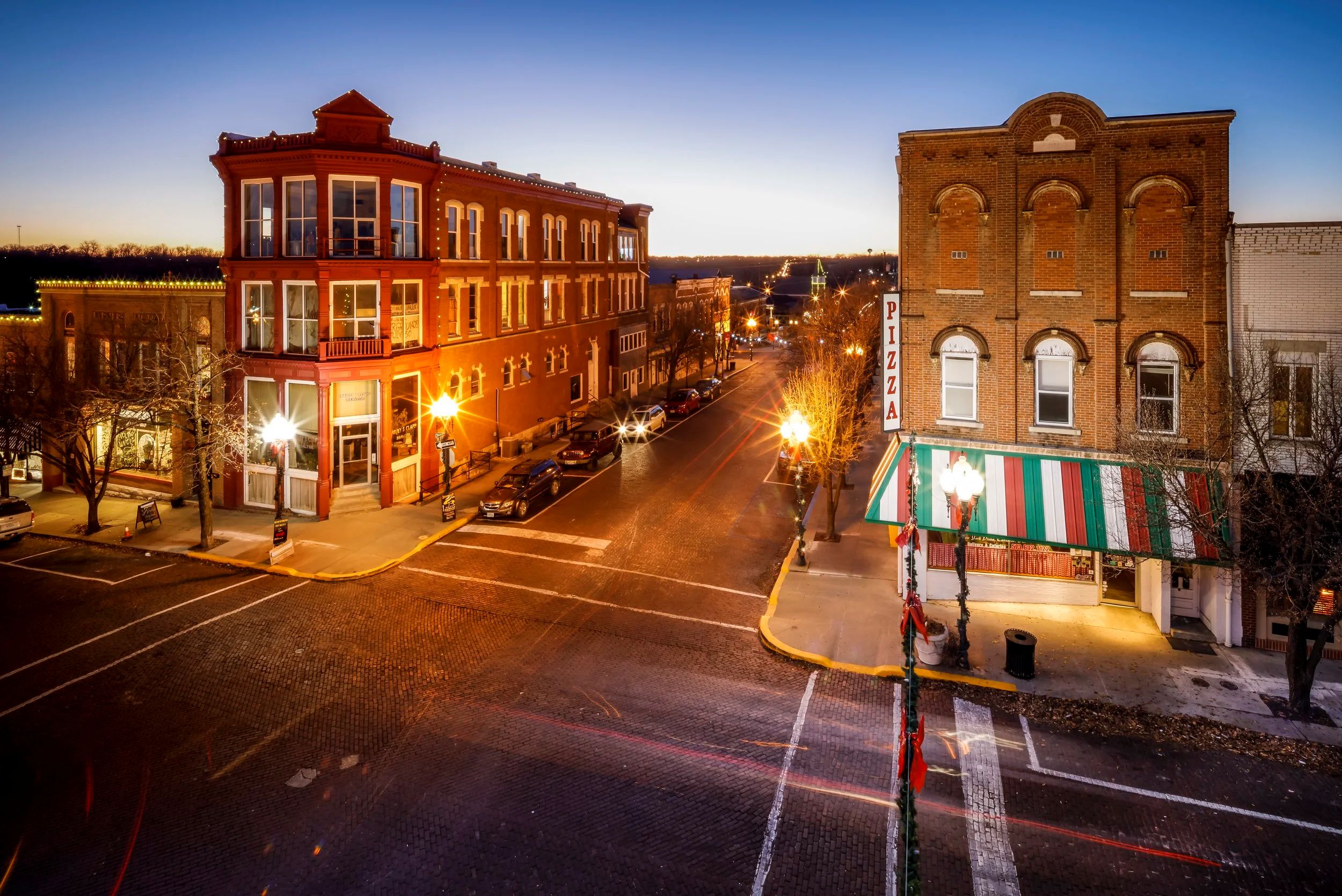 Hit the Bricks in Fulton